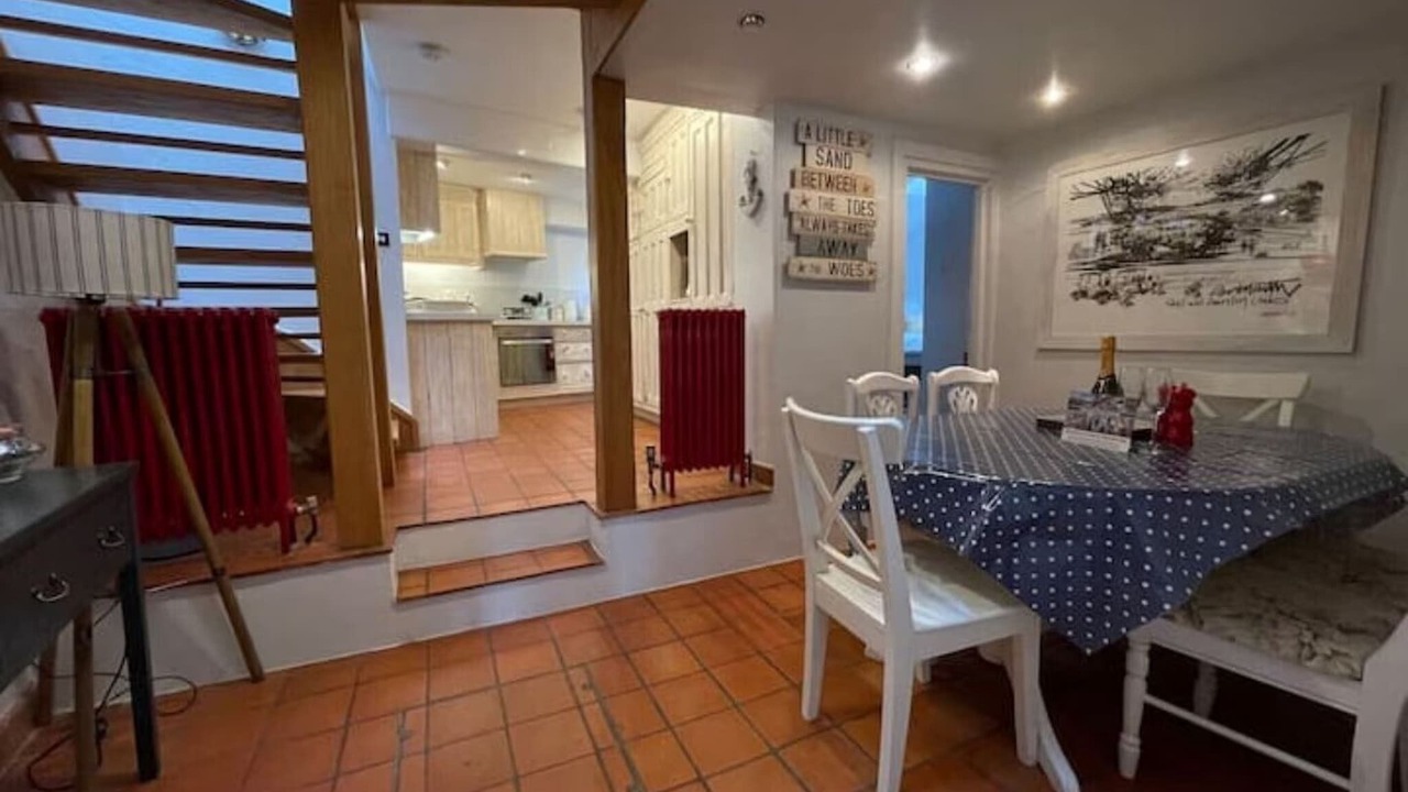 Photo of Others in Dittisham