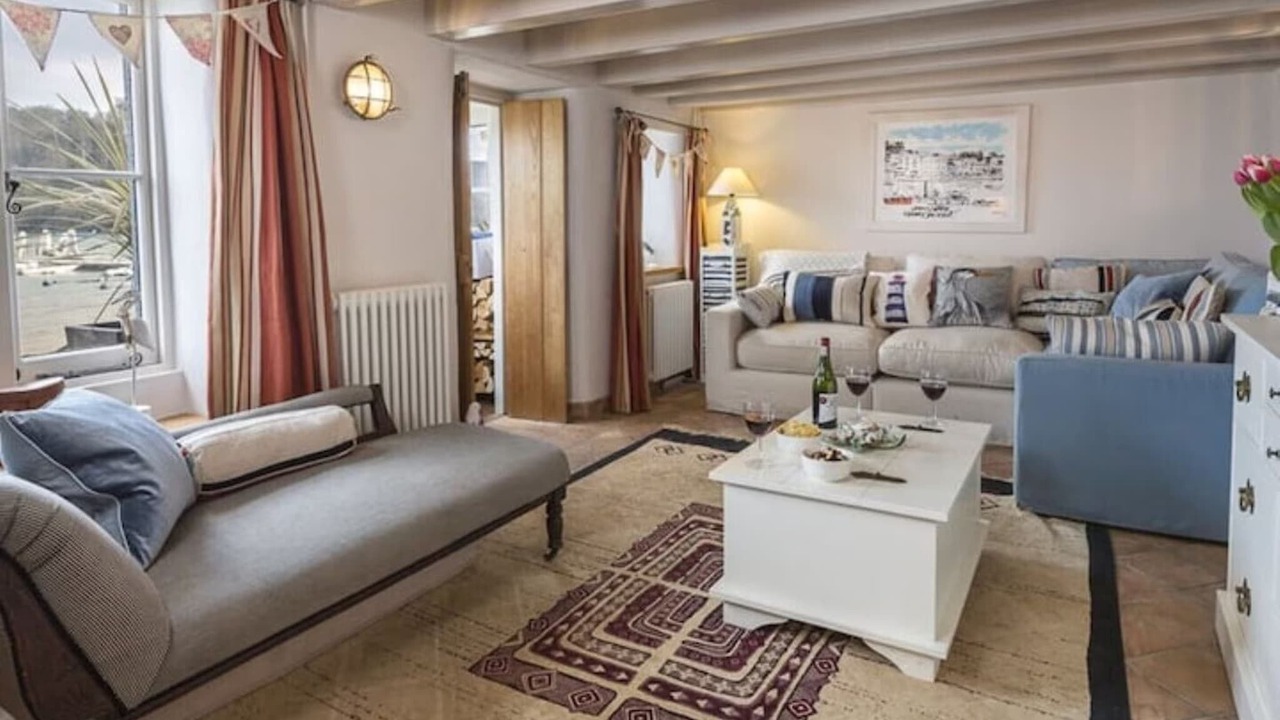 Photo of Livingroom in Dittisham