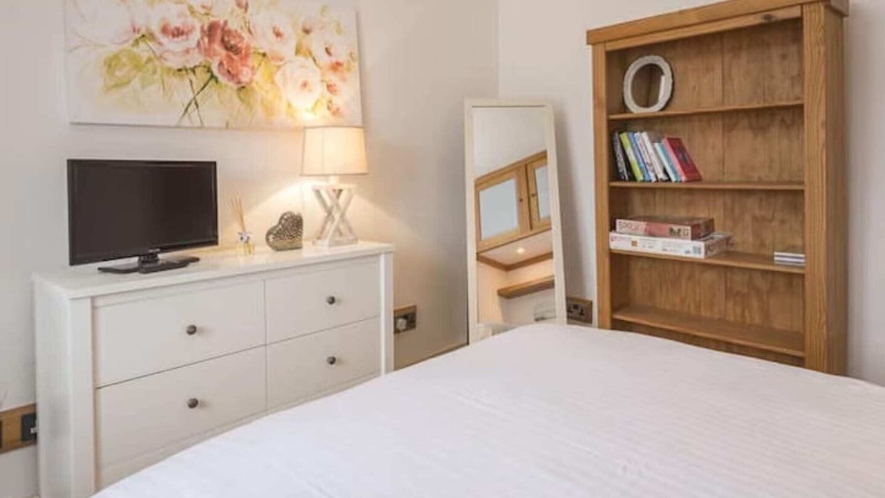 Photo of Bedroom in Dittisham