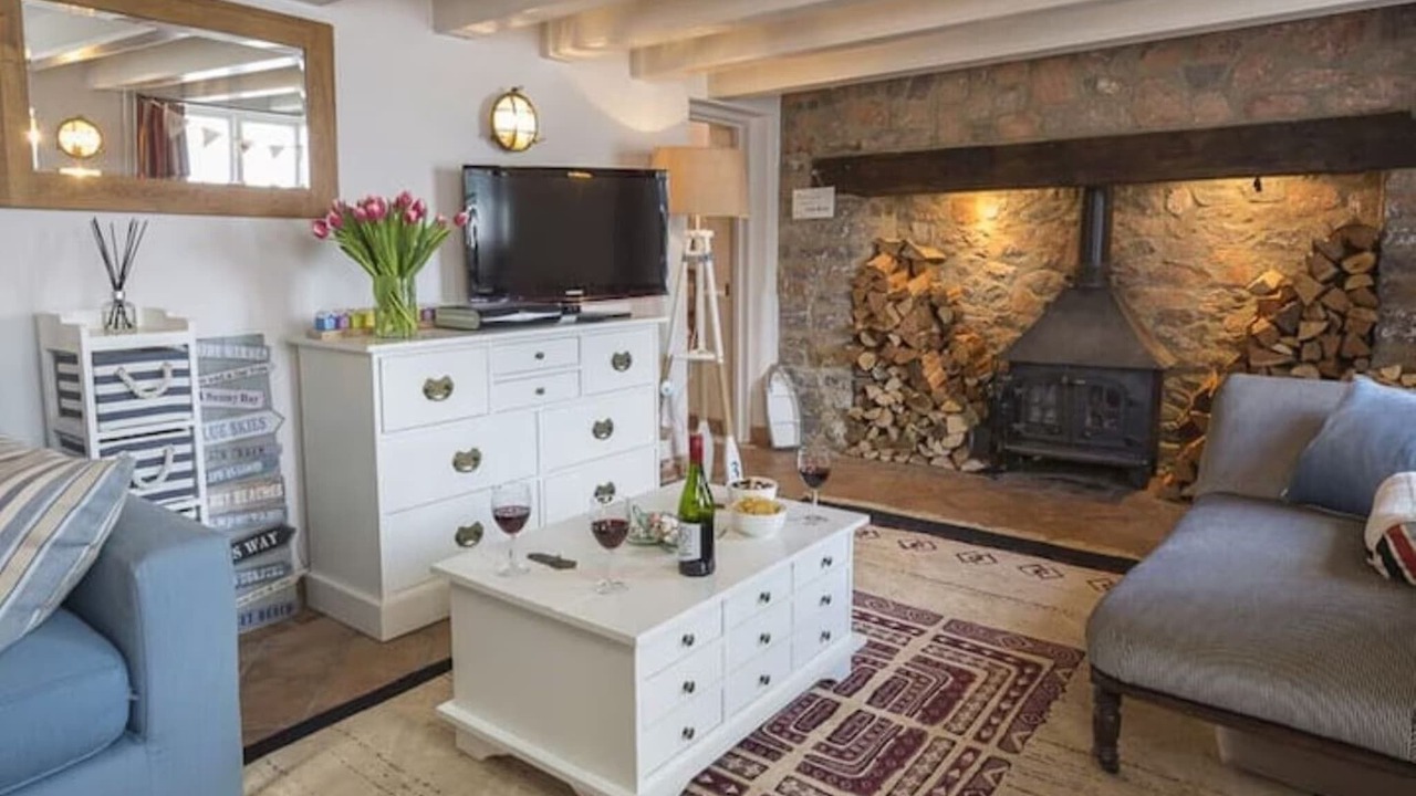 Photo of Livingroom in Dittisham