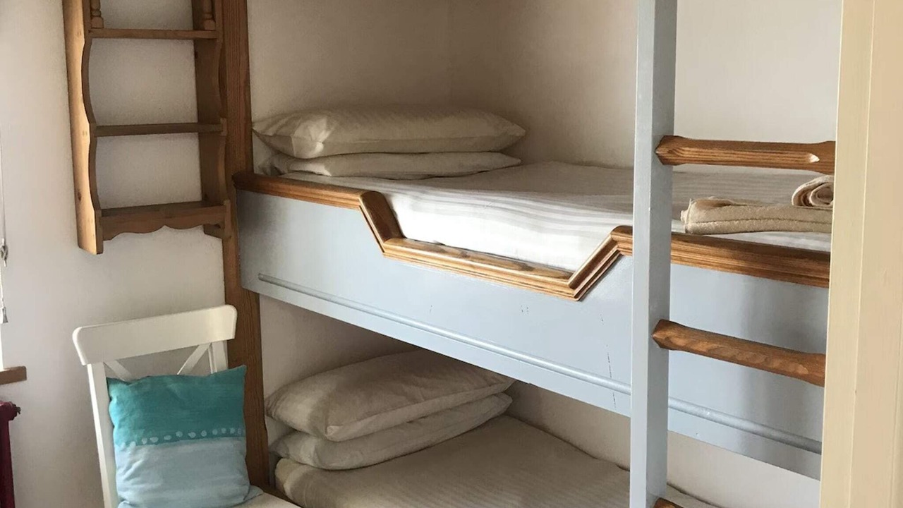 Photo of Bedroom in Dittisham