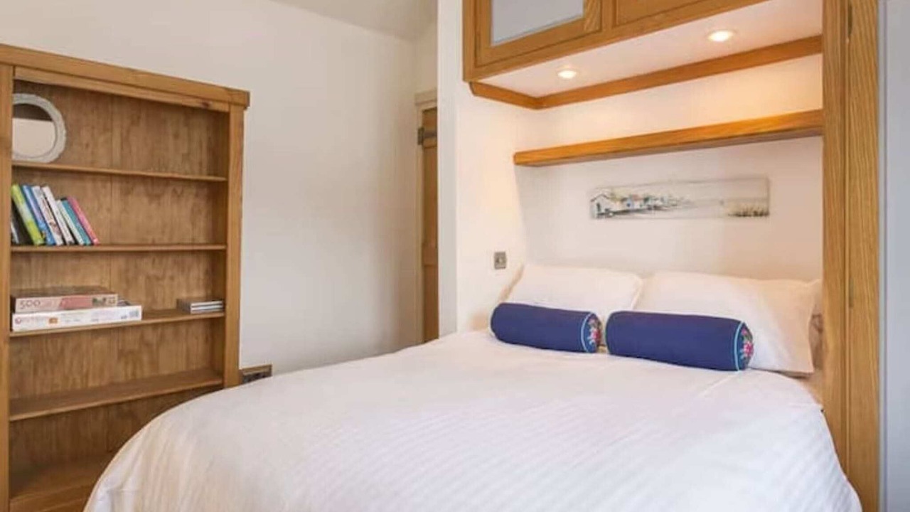 Photo of Bedroom in Dittisham