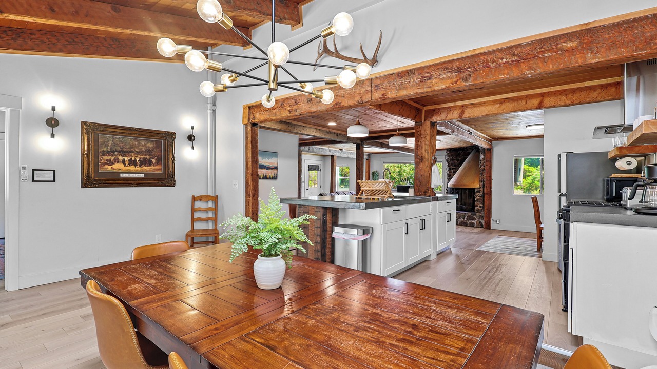 Photo of Kitchen in Mount Shasta