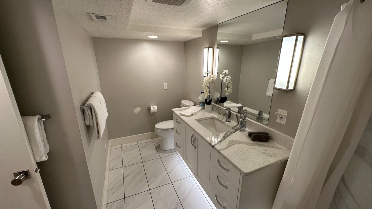 Photo of Bathroom in Downtown Salt Lake City