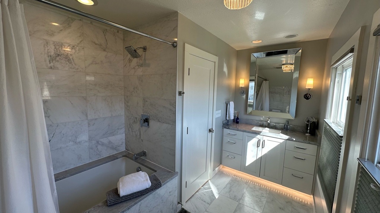 Photo of Bathroom in Downtown Salt Lake City