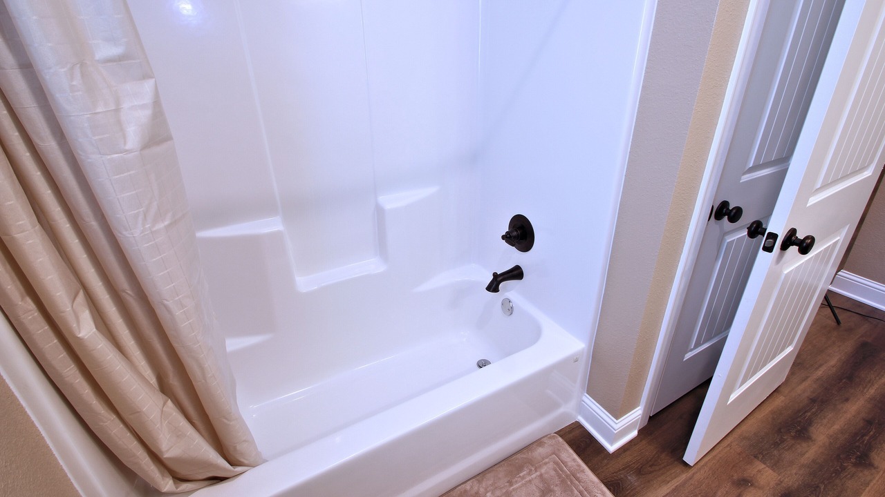 Photo of Bathroom in Flint