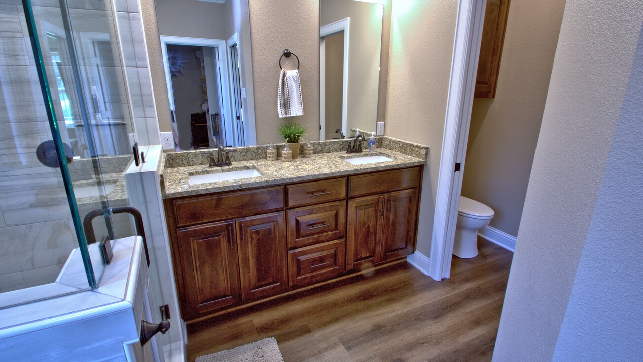 Photo of Bathroom in Flint