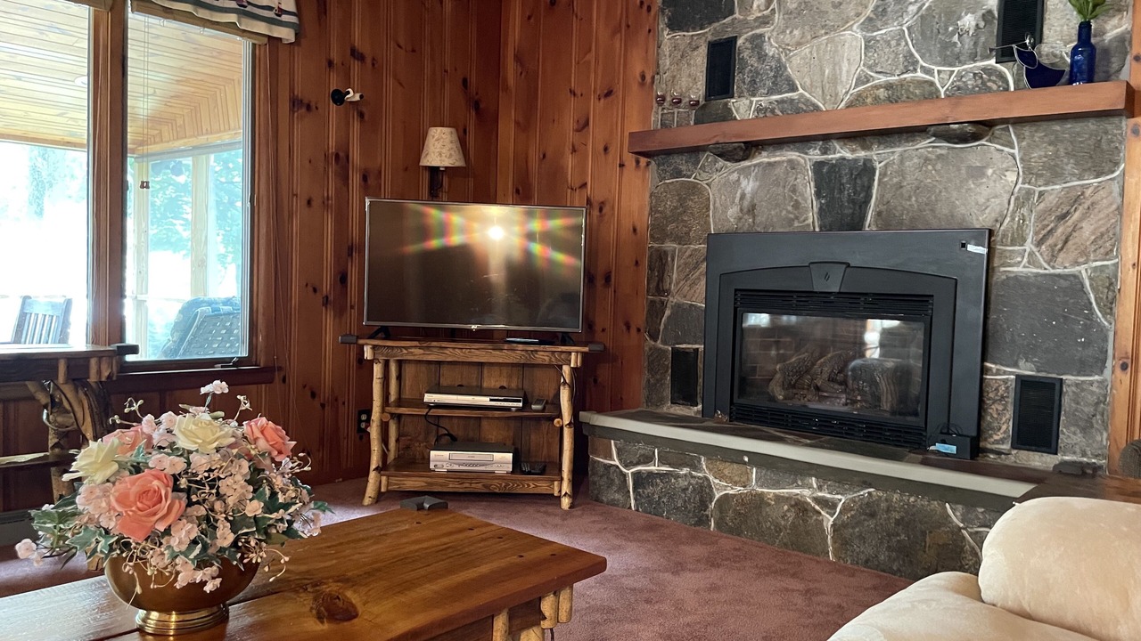 Photo of Livingroom in Northville