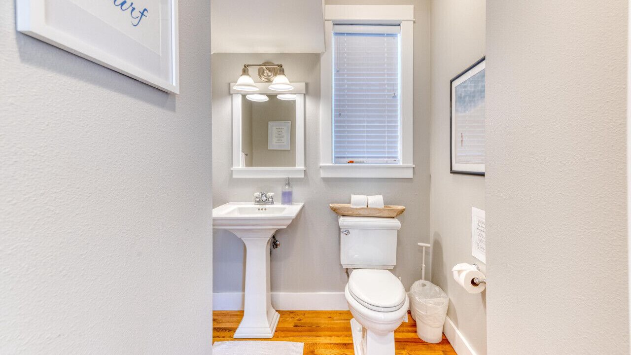 Photo of Bedroom in Nelscott