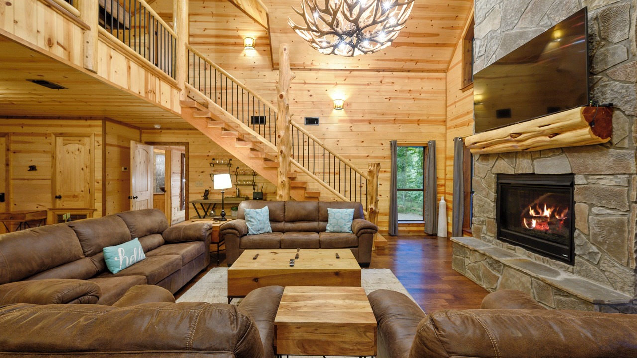 Photo of Livingroom in Broken Bow