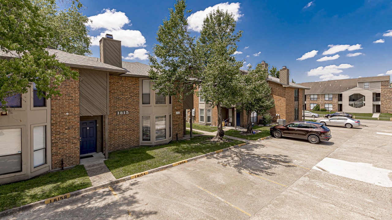 Photo of Outdoor in Highlands - Perkins