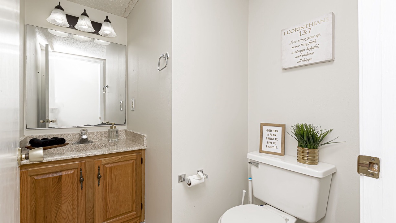 Photo of Bathroom in Highlands - Perkins