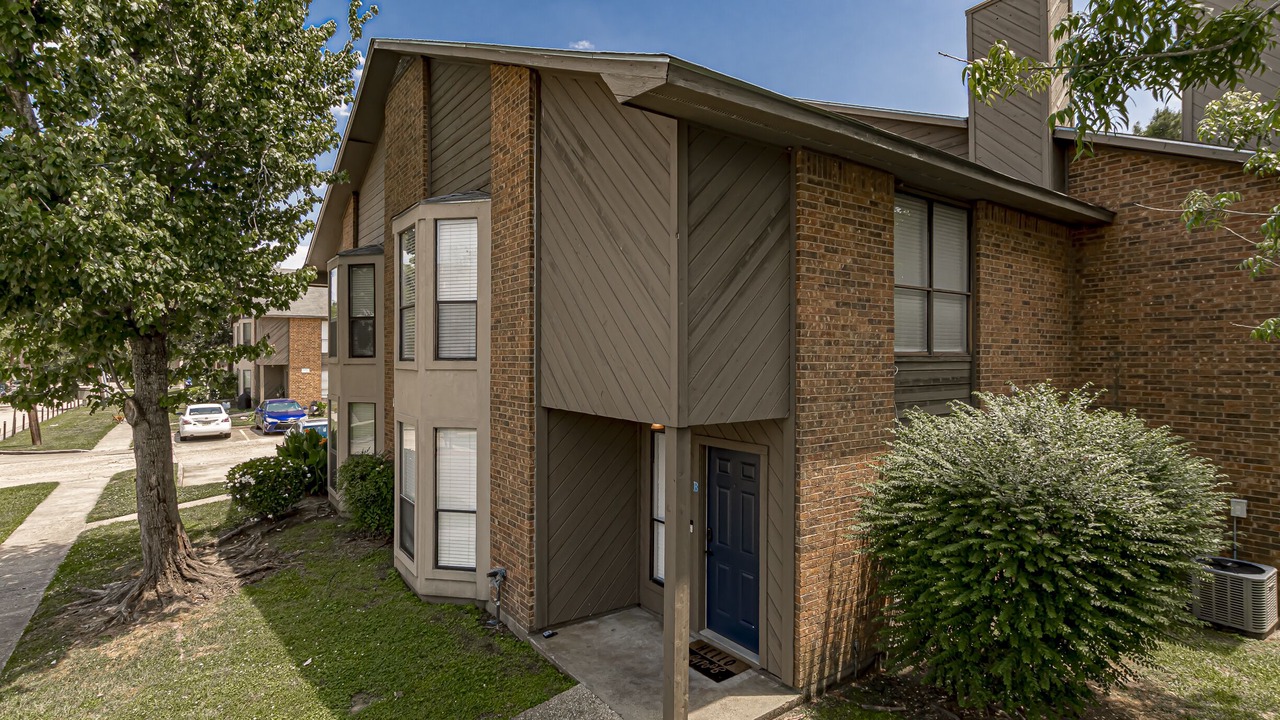 Photo of Outdoor in Highlands - Perkins
