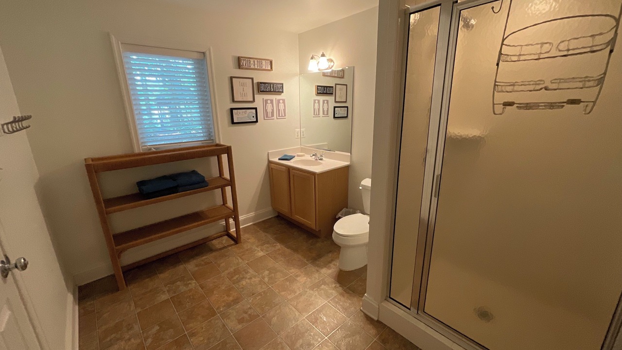 Photo of Bathroom in Lakeside Woods