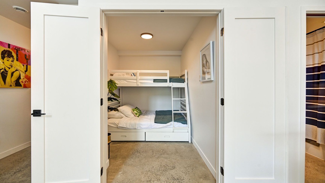 Photo of Bedroom in Pointe-Saint-Charles