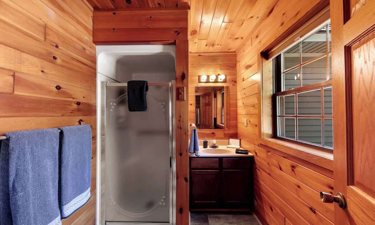 Photo of Bathroom in Broadalbin