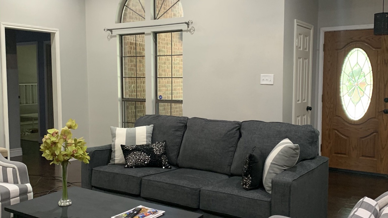Photo of Livingroom in North San Antonio - SAT