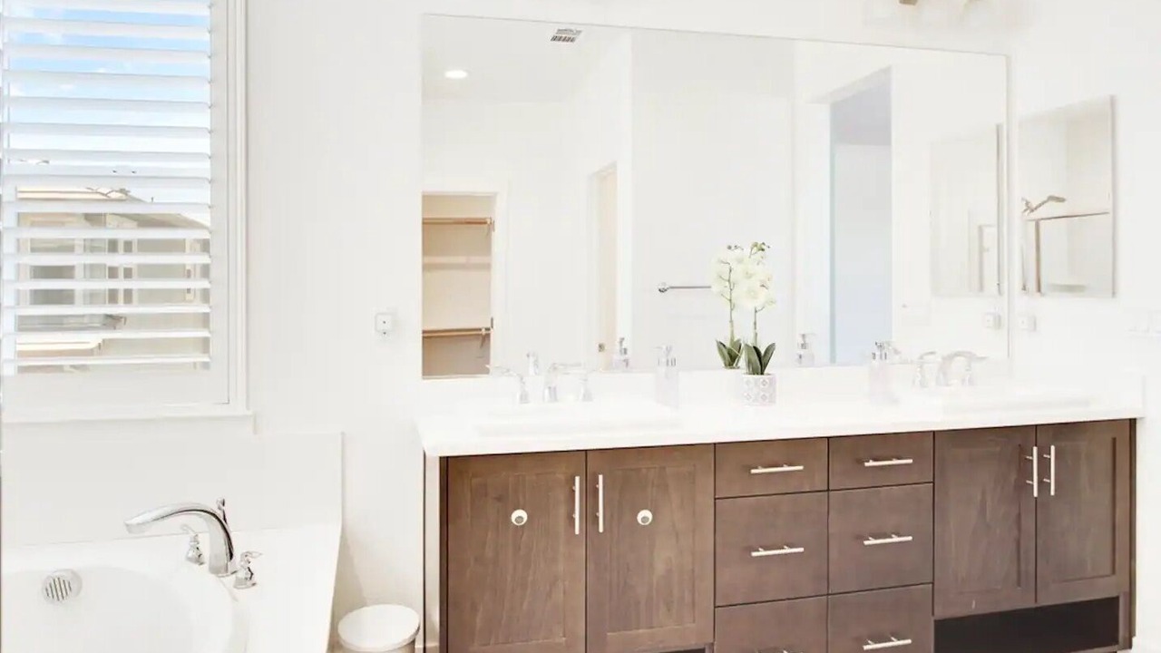 Photo of Bathroom in Lathrop
