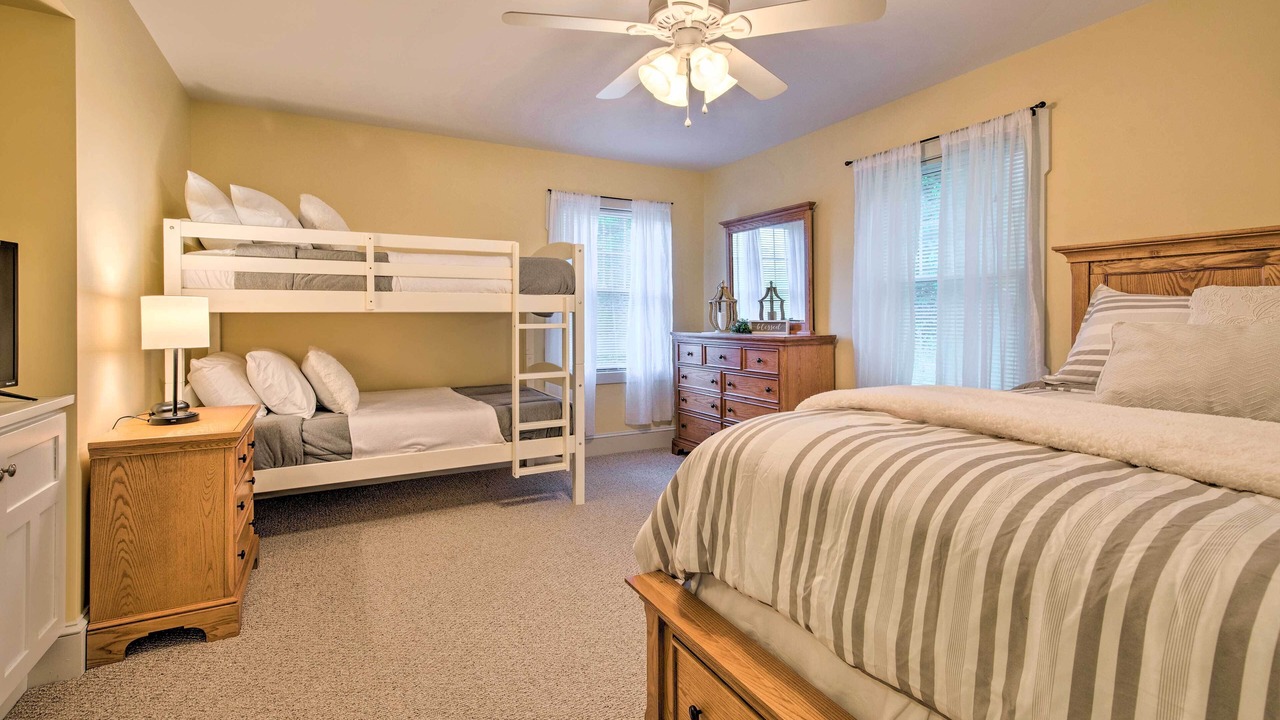 Photo of Bedroom in Paupack