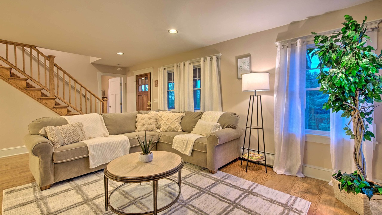 Photo of Livingroom in Paupack