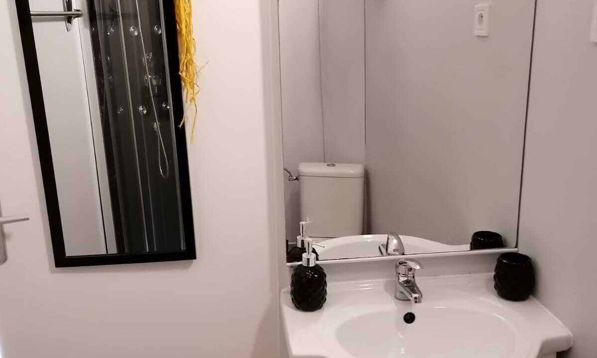 Photo of Bathroom in Boulogne-Centre