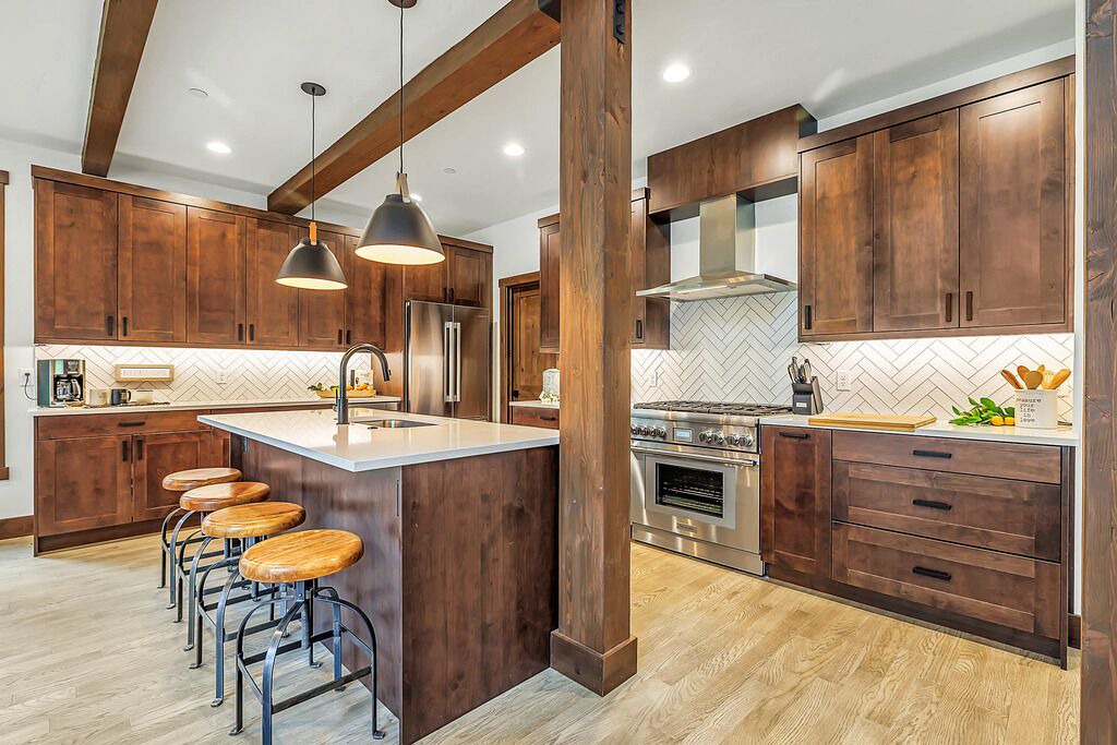 Photo of Others in Roslyn