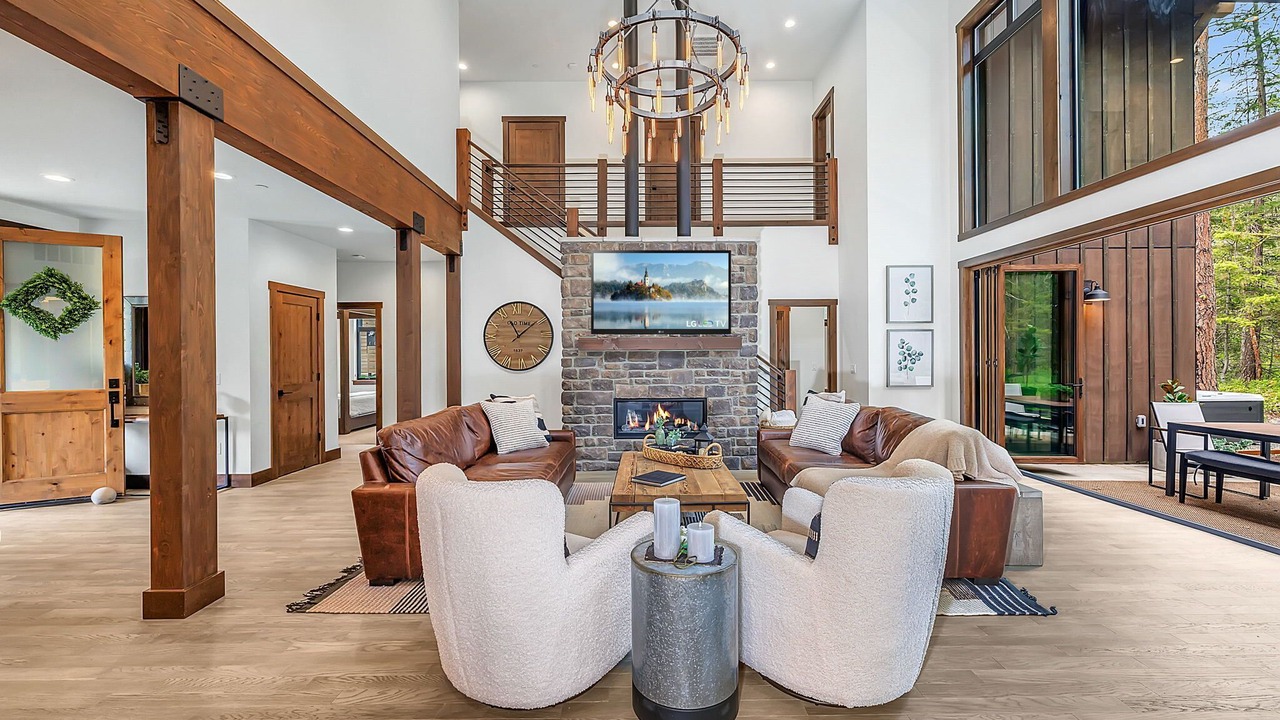 Photo of Livingroom in Roslyn