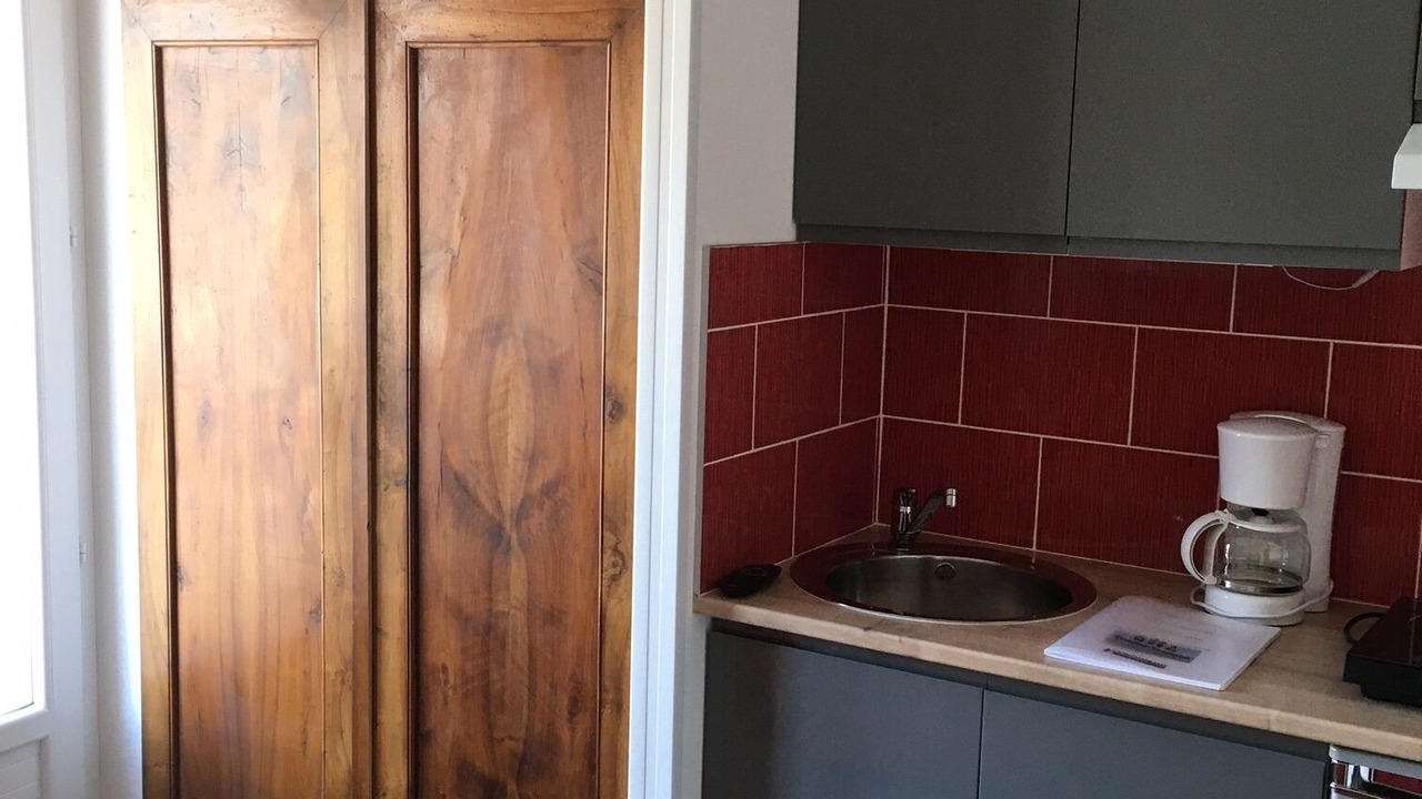 Photo of Kitchen in Montesquieu-des-Alberes