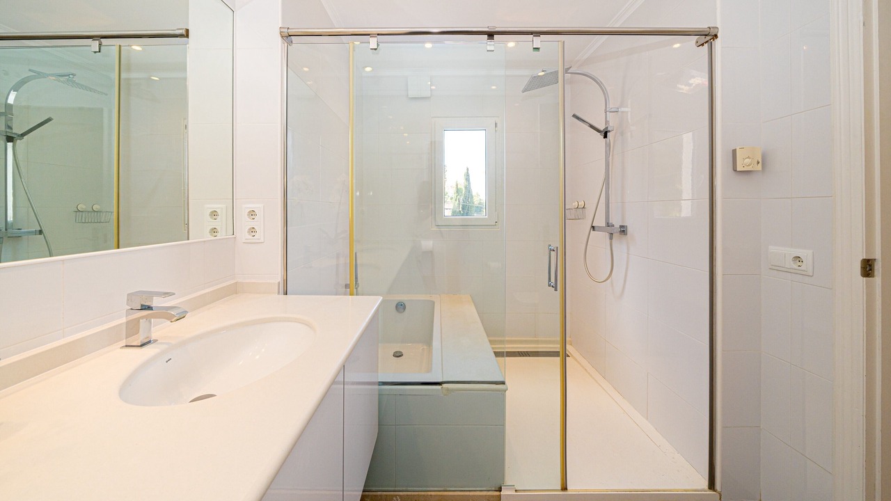 Photo of Bathroom in El Albir