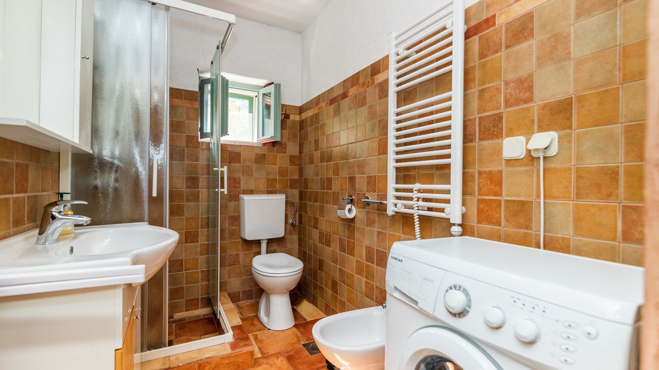 Photo of Bathroom in Trpanj