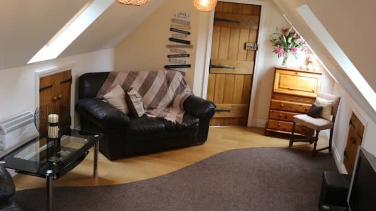 Photo of Livingroom in Hoptonheath