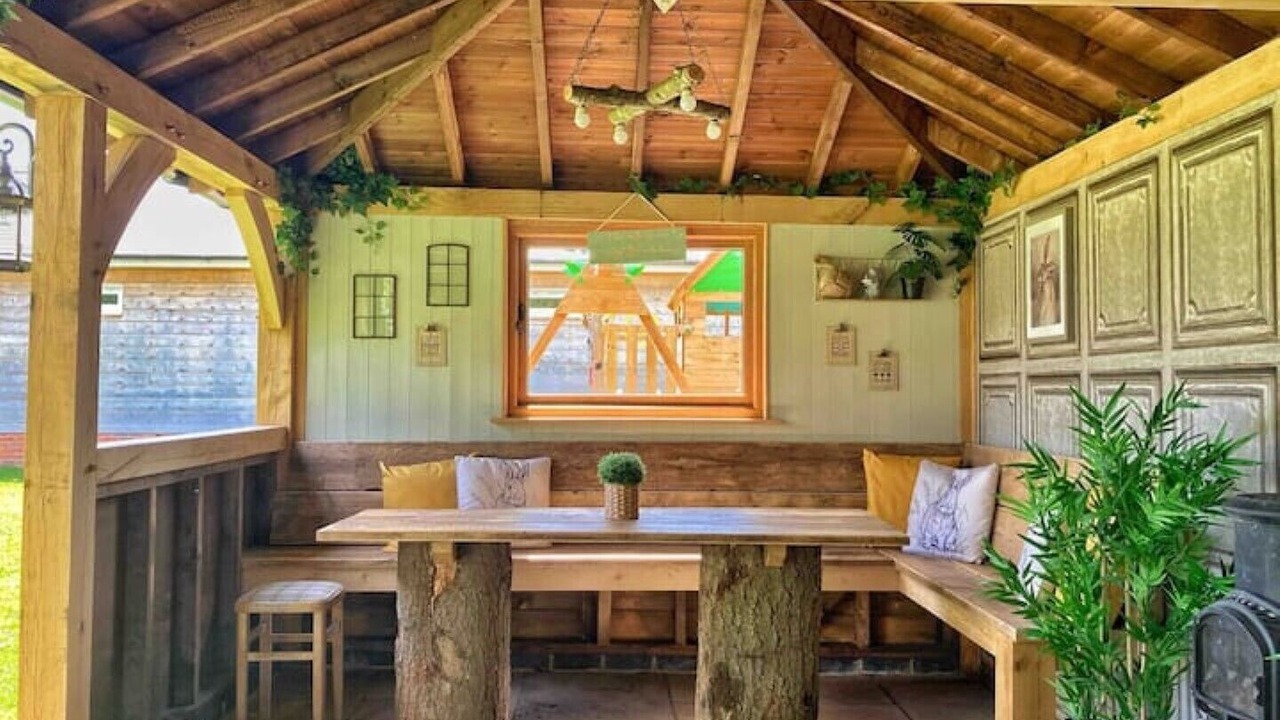 Photo of Outdoor in Hoptonheath