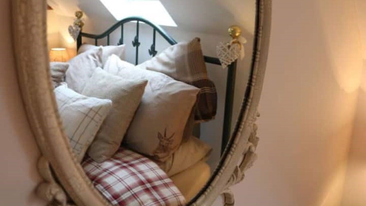 Photo of Bedroom in Hoptonheath