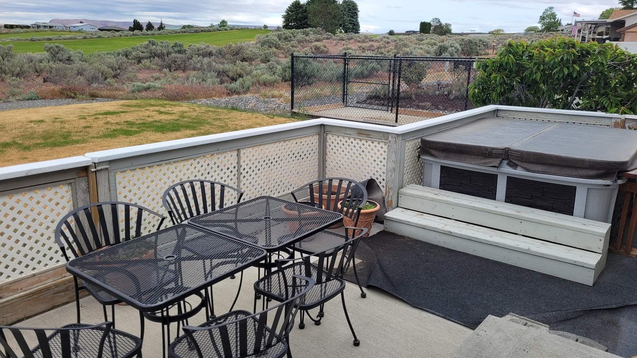 Photo of Outdoor in Desert Aire