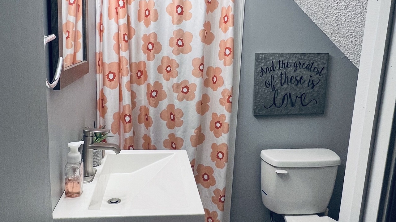 Photo of Bathroom in Scottown
