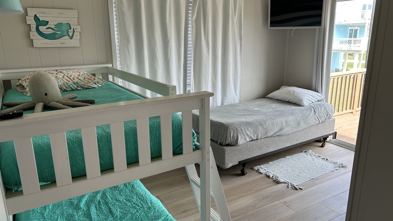 Photo of Bedroom in Galveston