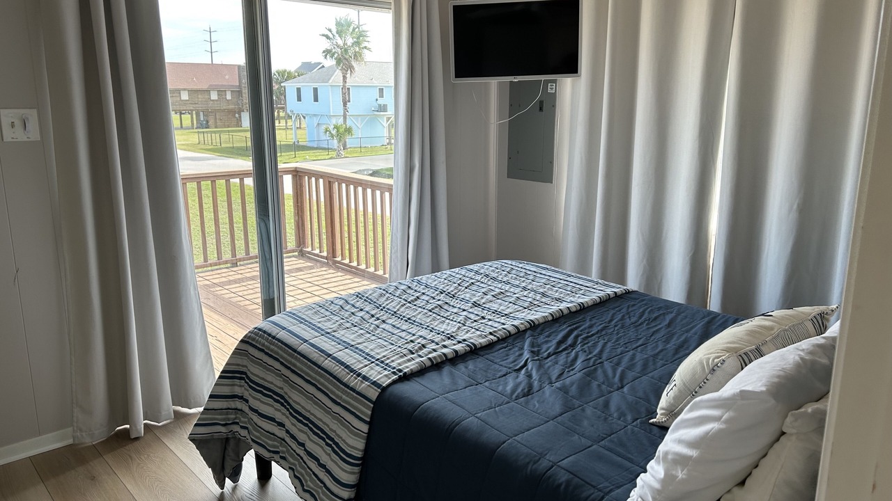 Photo of Bedroom in Galveston