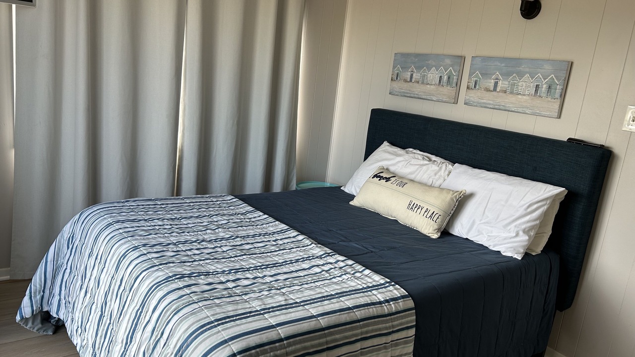 Photo of Bedroom in Galveston