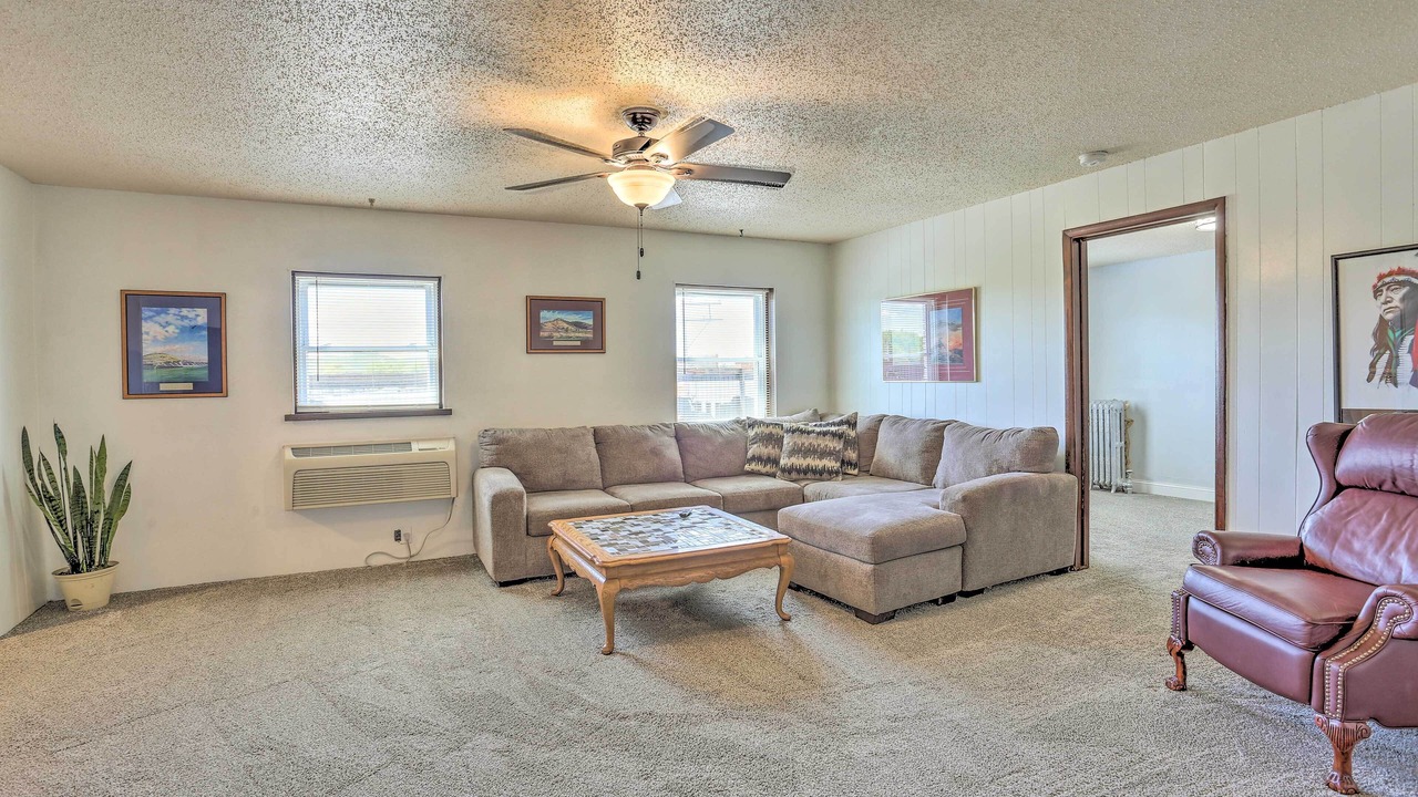 Photo of Livingroom in Chadron