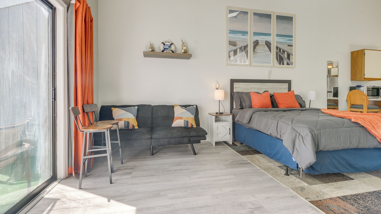Photo of Bedroom in Little River