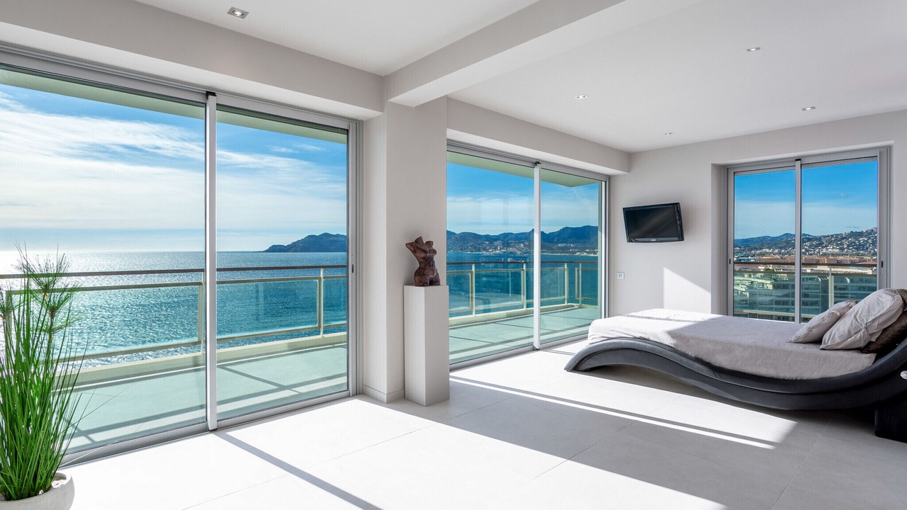 Photo of Bedroom in Cannes La Bocca