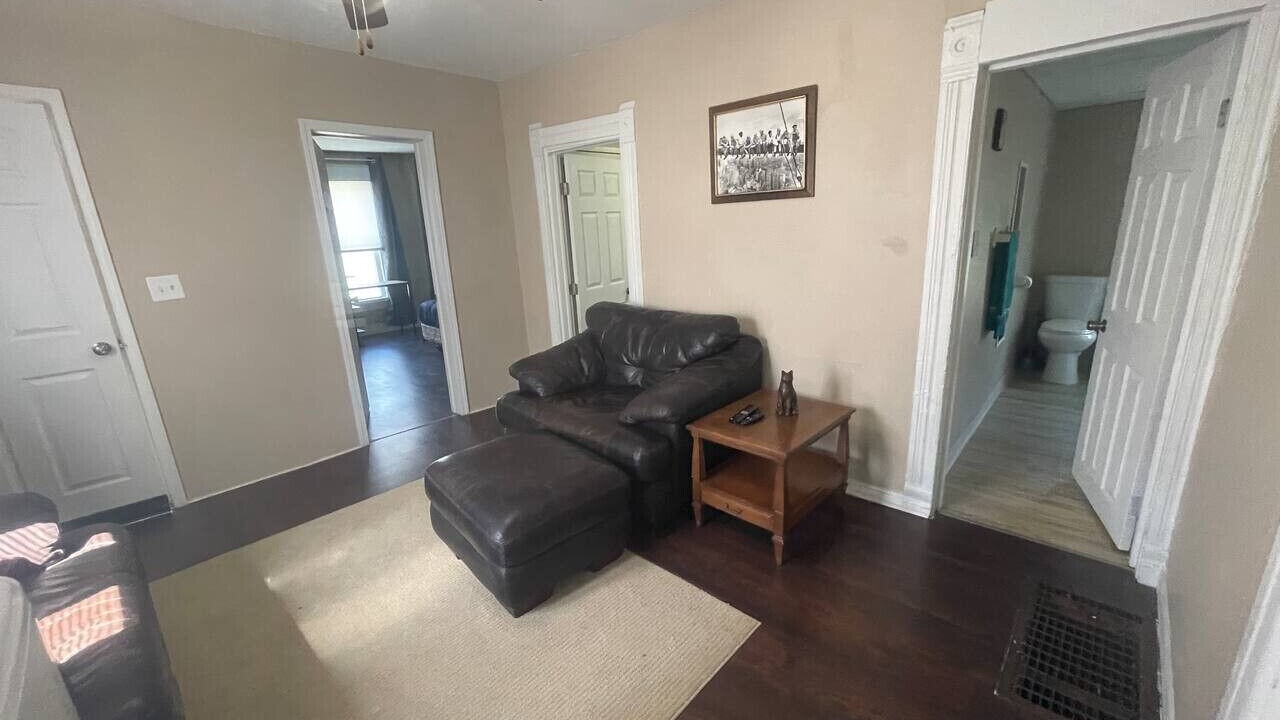 Photo of Livingroom in Downtown Syracuse