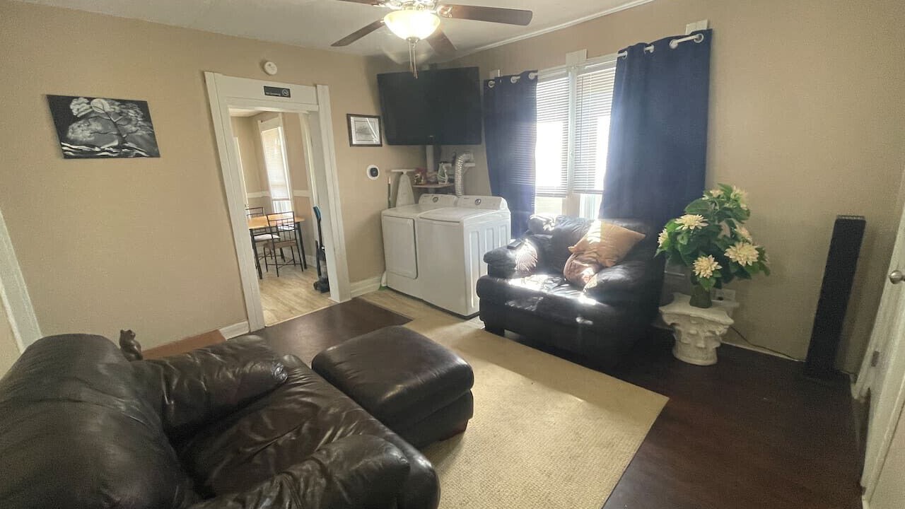 Photo of Livingroom in Downtown Syracuse