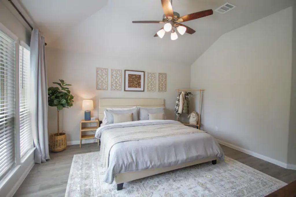 Photo of Bedroom in Walden on Lake Conroe