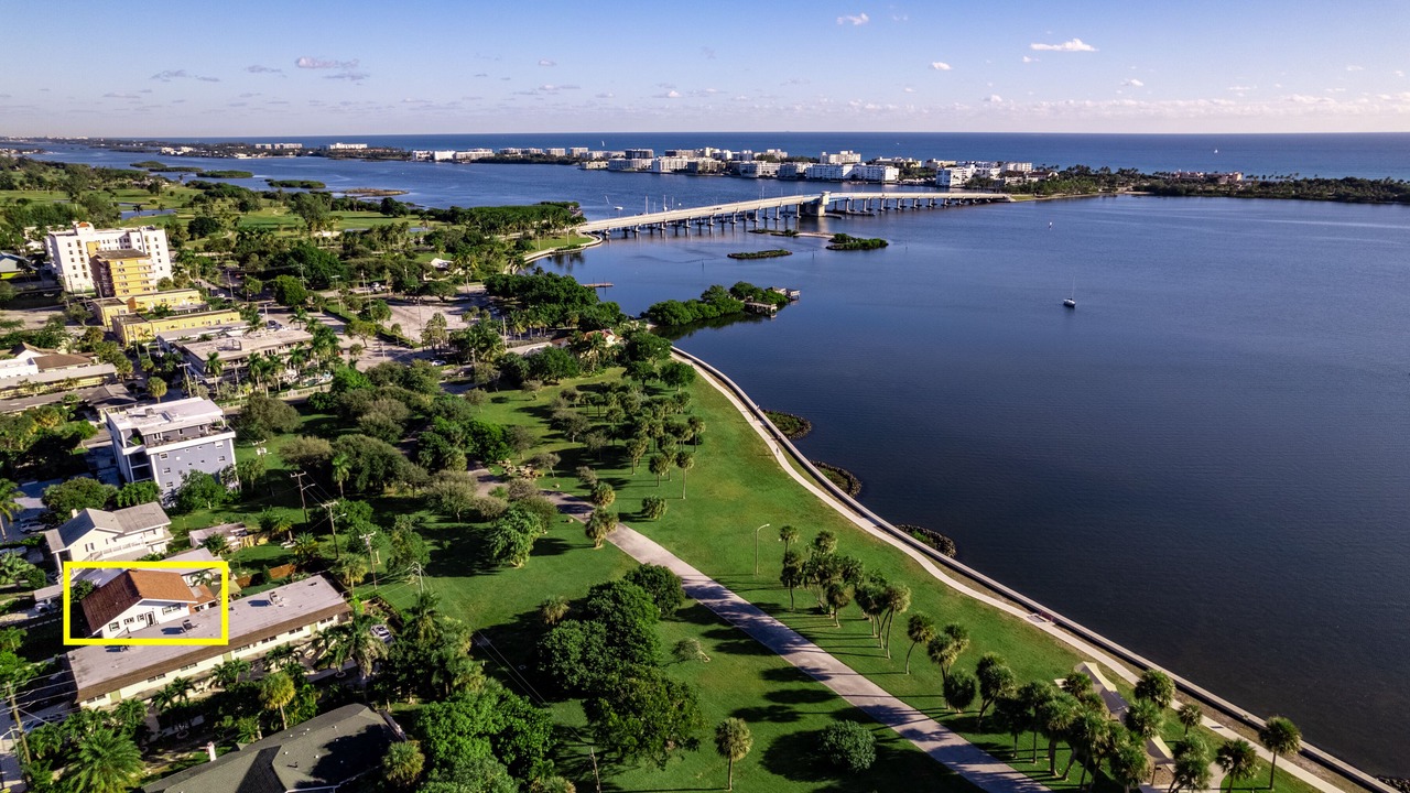 Photo of Outdoor in Lake Worth
