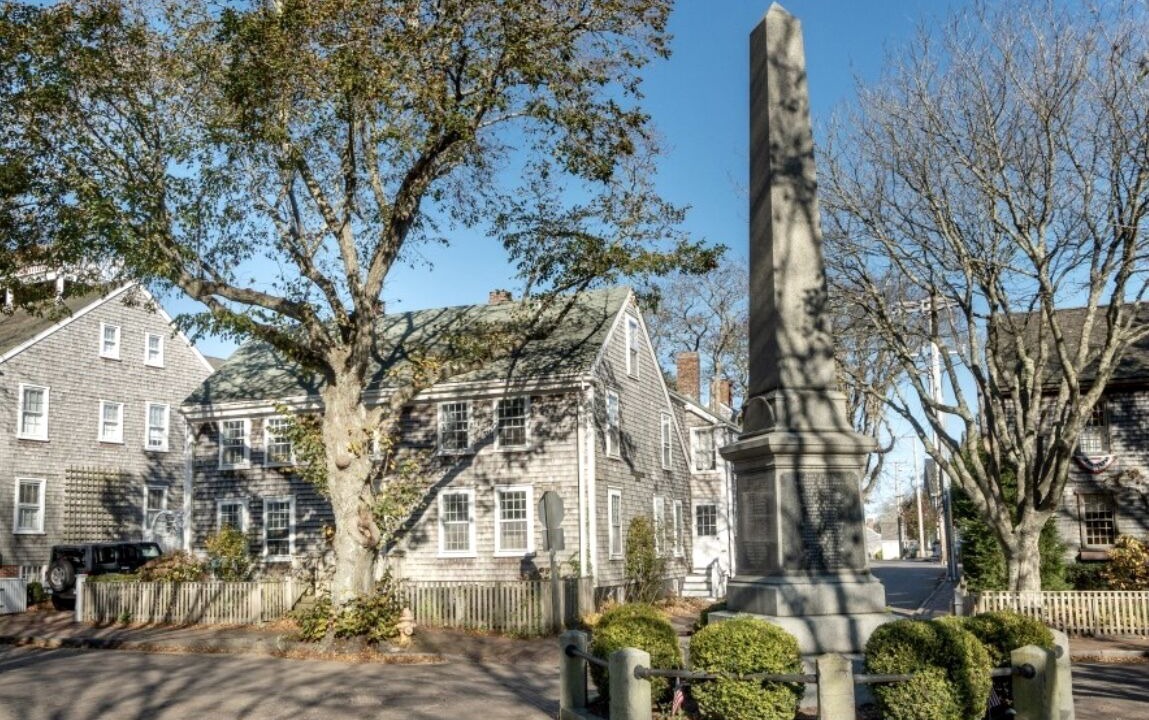 Photo of Others in Nantucket Town