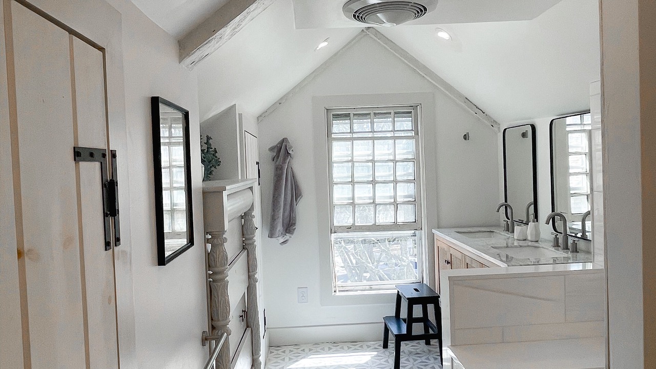 Photo of Bathroom in Nantucket Town