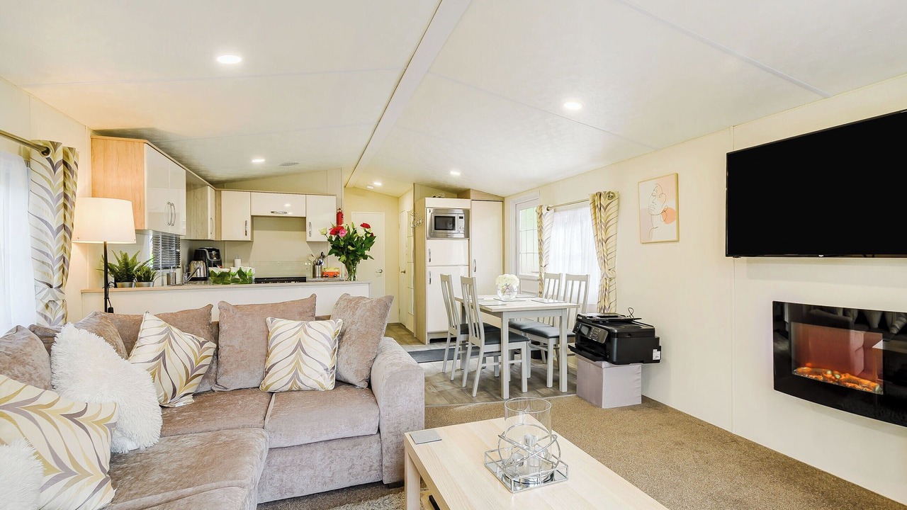 Photo of Others in Dollar