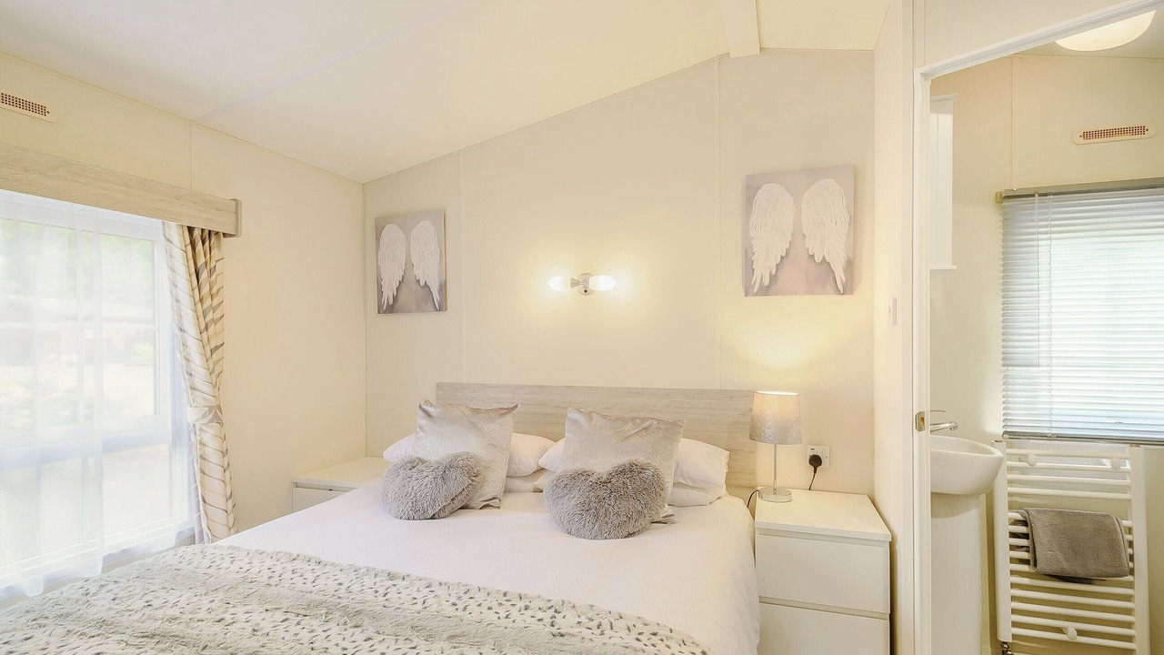 Photo of Others in Dollar