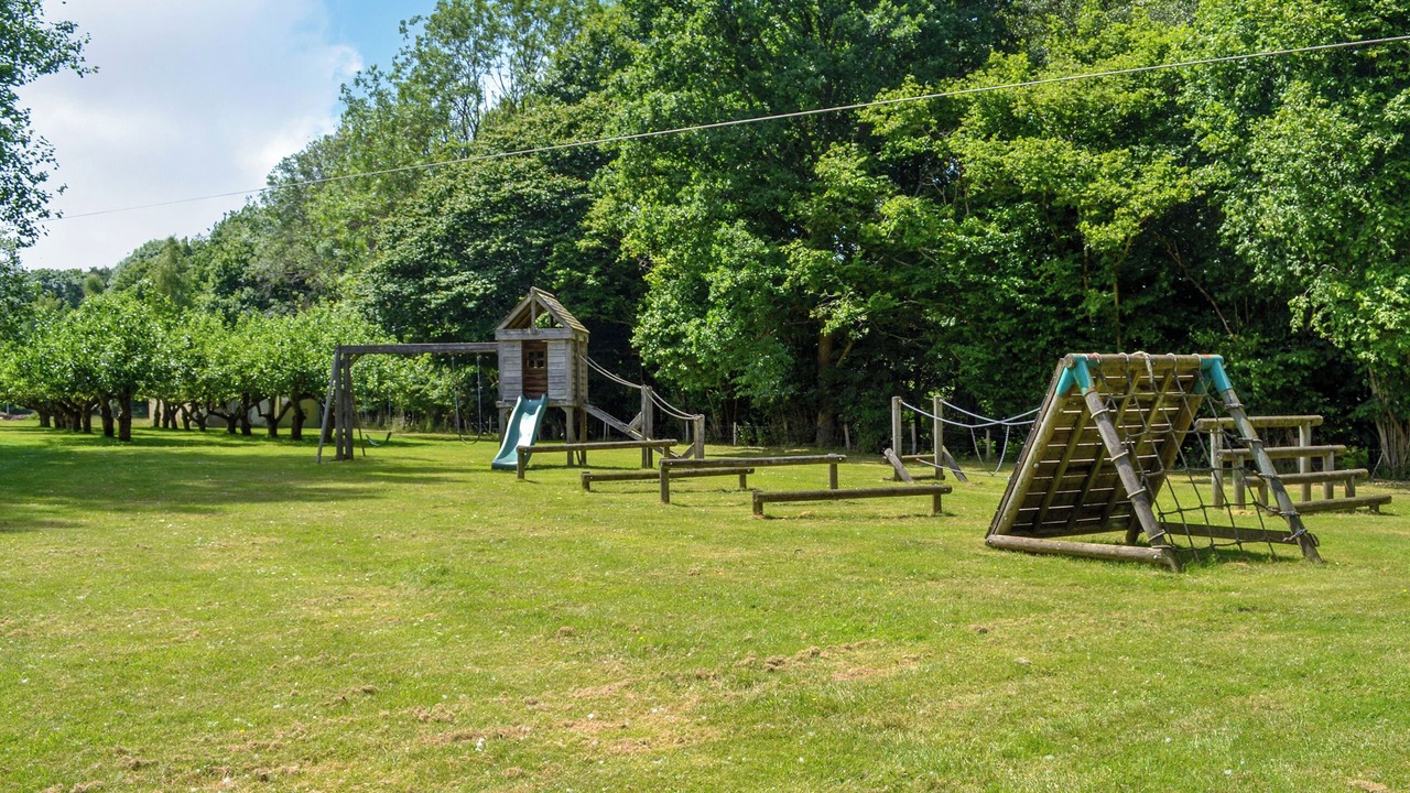 Photo of Others in Abbess Roding